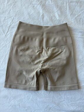 Alphalete Amplify Shorts